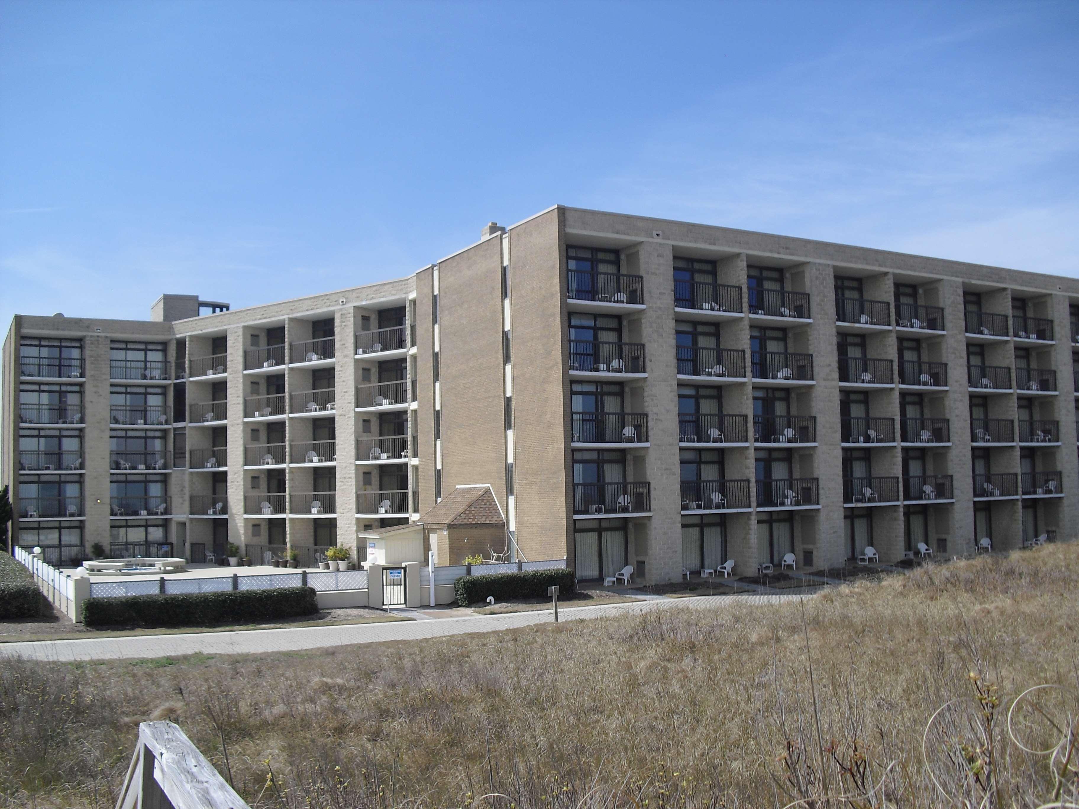 Ocean Reef Suites Kill Devil Hills Exterior photo