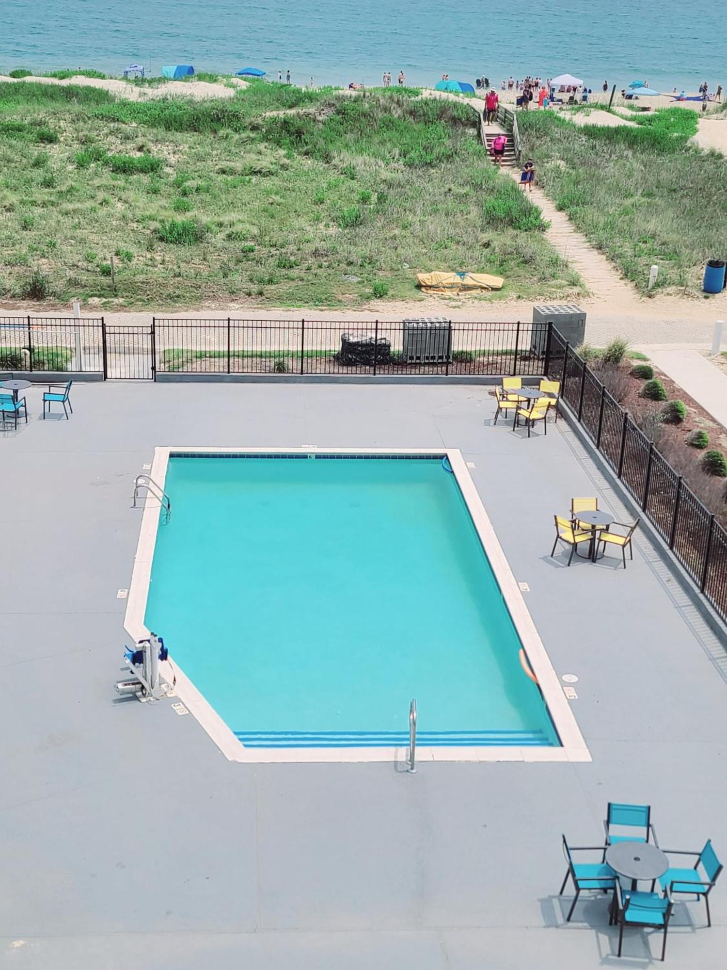Ocean Reef Suites Kill Devil Hills Exterior photo
